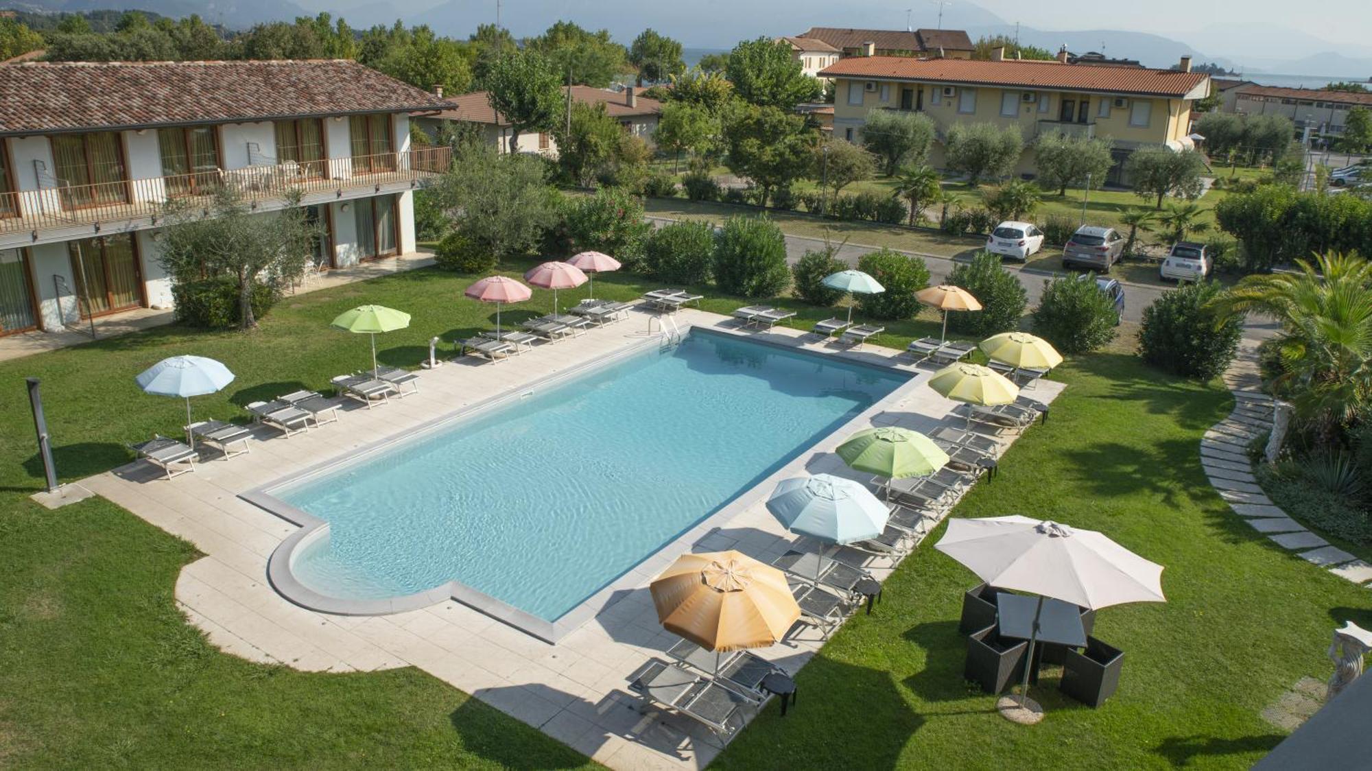 Residence Molino - Holiday Apartments Manerba del Garda Bagian luar foto