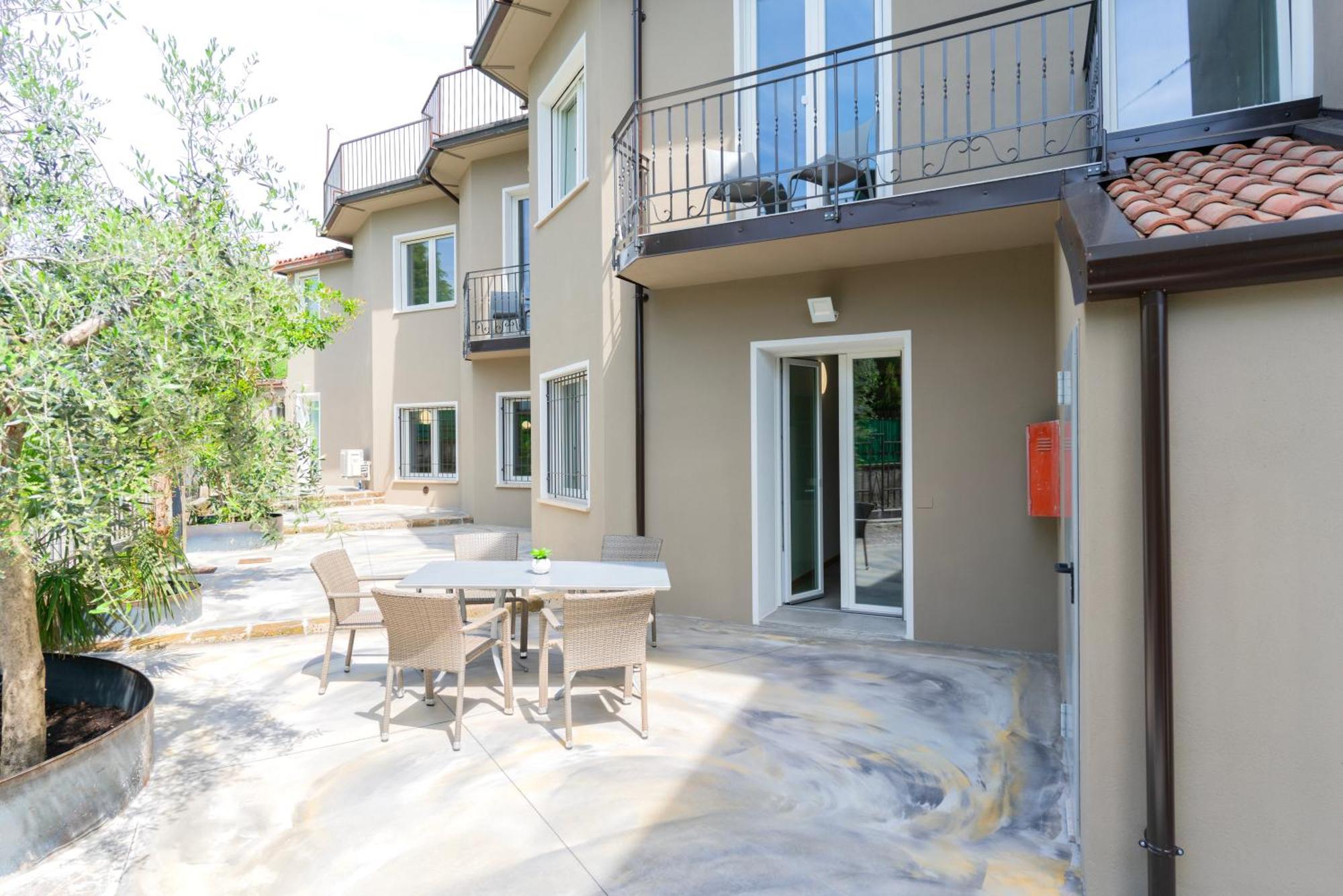 Residence Molino - Holiday Apartments Manerba del Garda Bagian luar foto