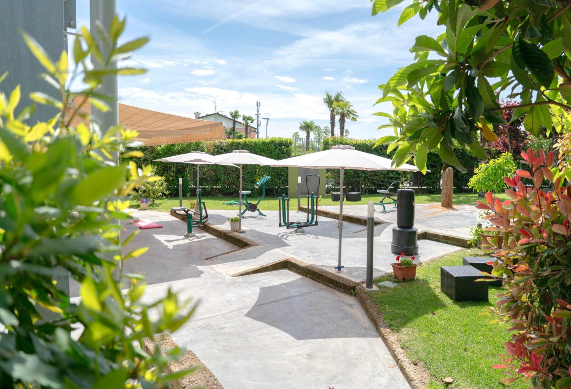 Residence Molino - Holiday Apartments Manerba del Garda Bagian luar foto