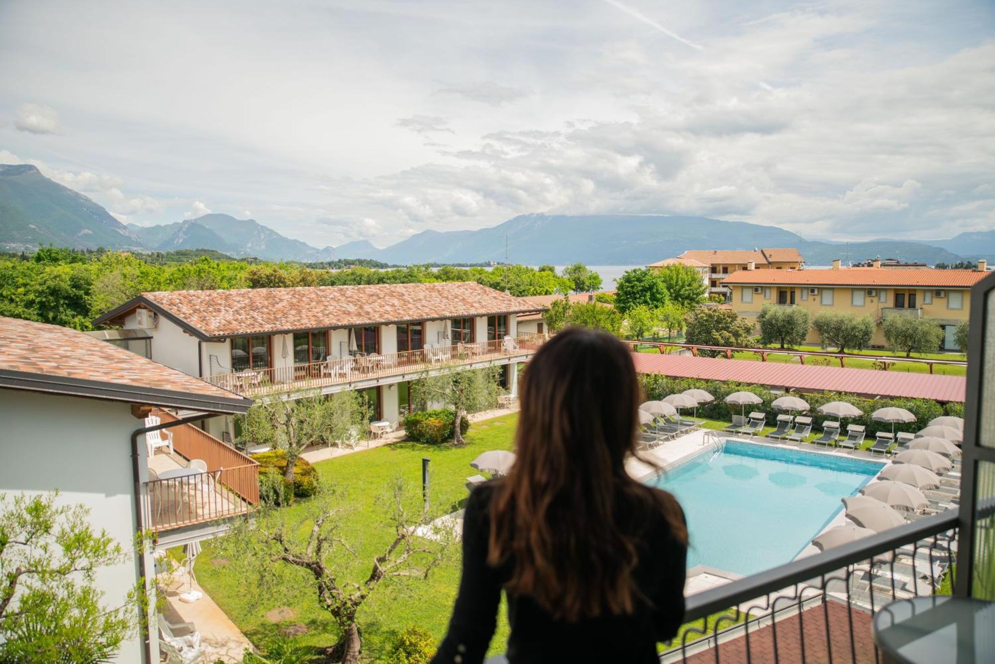 Residence Molino - Holiday Apartments Manerba del Garda Bagian luar foto