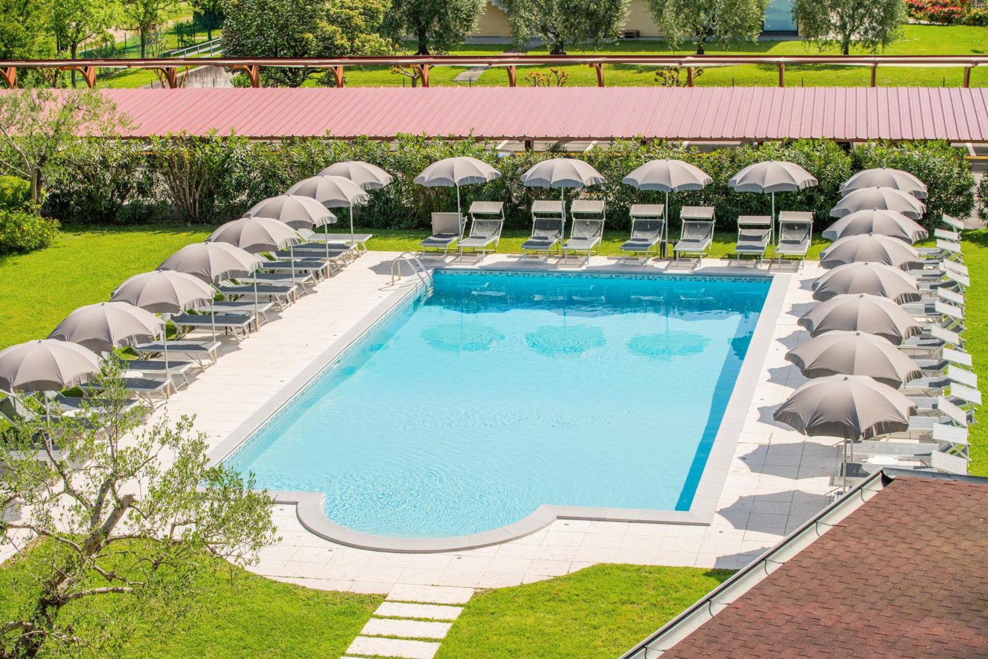 Residence Molino - Holiday Apartments Manerba del Garda Bagian luar foto